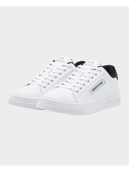 Sneakers uomo Armani Exchange con logo laterale ARMANI EXCHANGE | XUX203-XV805U325